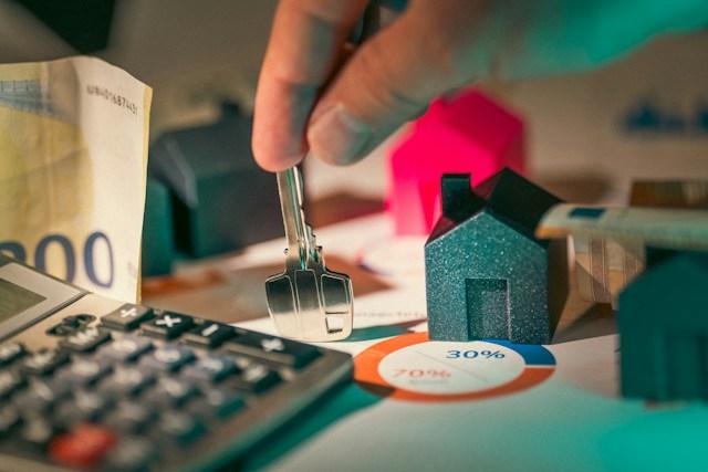 PROPERTY START ESSENTIAL. Fai fare il salto di qualità al tuo immobile
